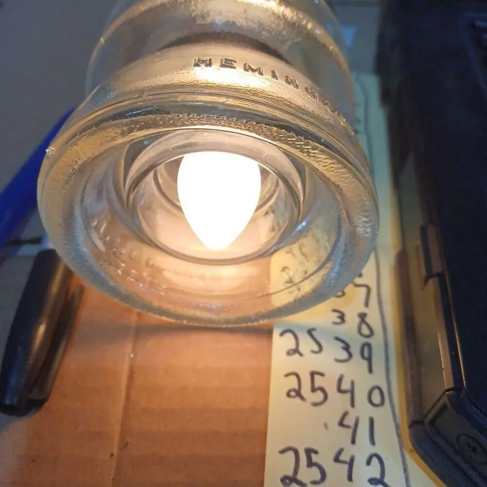 C7 5W White Box of 25 Replacement Bulbs Opaque  120v NOS Light Show Outdoor